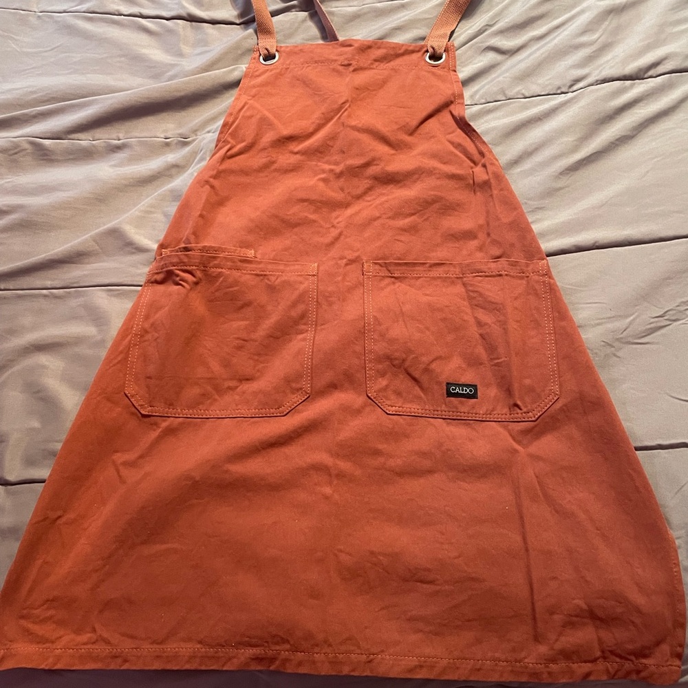 Aldo Rust Apron with Pockets